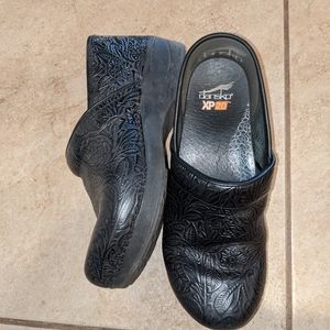 Dansko xp 2.0 size 8.5